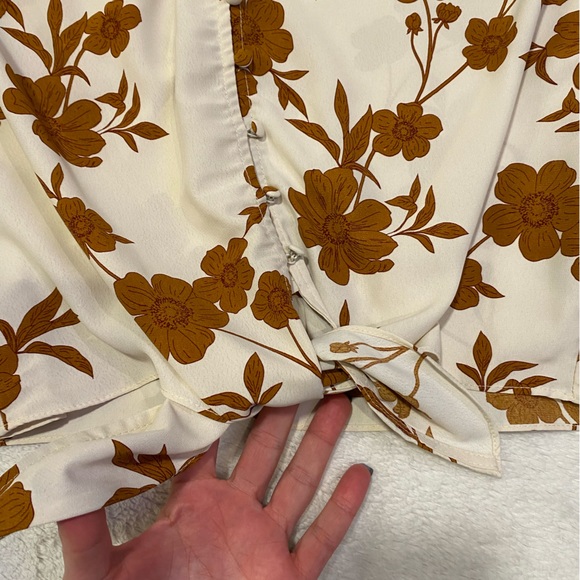 Sanctuary tie front blouse - Picture 10 of 12